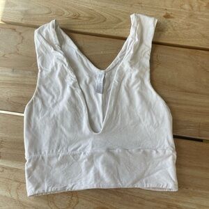 Indah meringue solid top size 2 in excellent condition